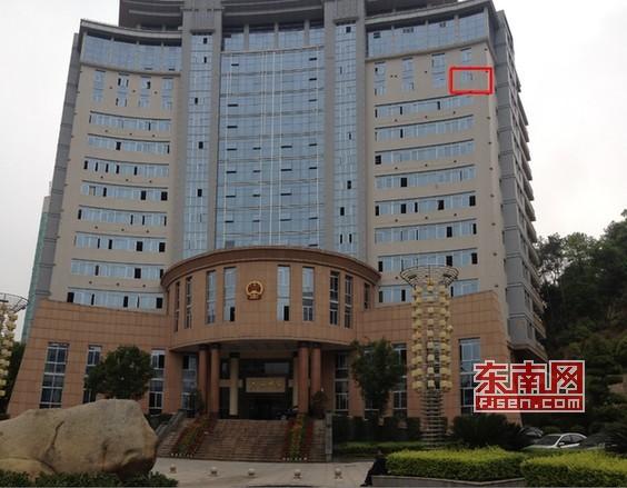 福建沙縣女教師從區(qū)長辦公室墜亡 警方調查 圖