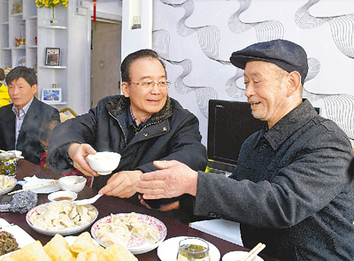 溫家寶與陜西甘肅災區群眾一起過年
