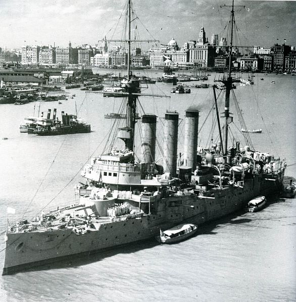 日準(zhǔn)航母“出云號(hào)”下水 艦名原為侵華日軍旗艦所用(組圖)