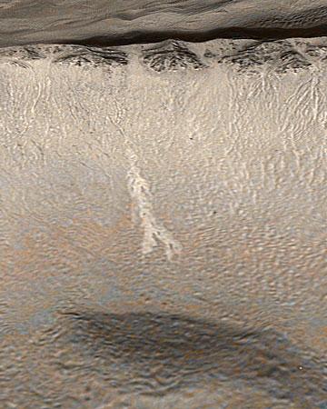 NASA發現火星近7年有水流過 移民外星夢想更近一步