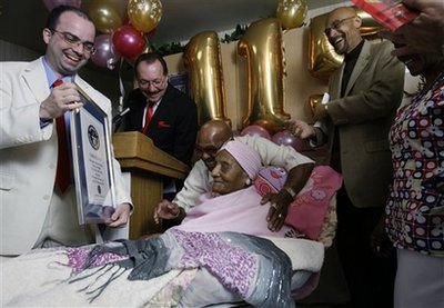 世界最長壽老人去世 115歲高齡愛吃熏肉炸雞冰激凌