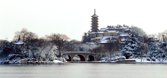 鎮江金山雪景