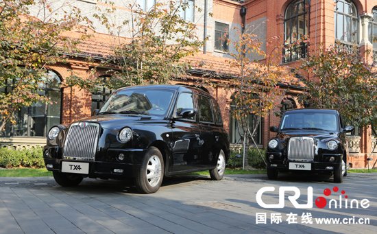英國首相卡梅倫會見李書福：中英合作帶來雙贏