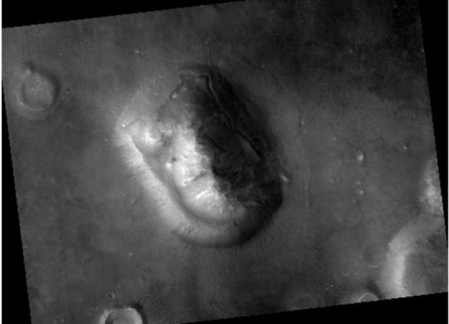 NASA最新照片糾正歷史謬誤 著名“火星臉”只是巖石山