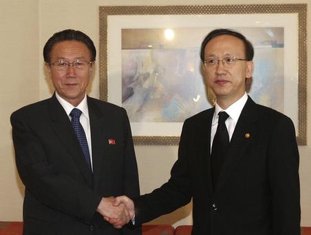 韓國統(tǒng)一部長今與朝鮮吊唁團會面