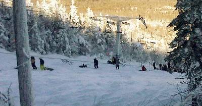 美滑雪場纜車索道遇強風脫軌 8人受傷二百多人被困