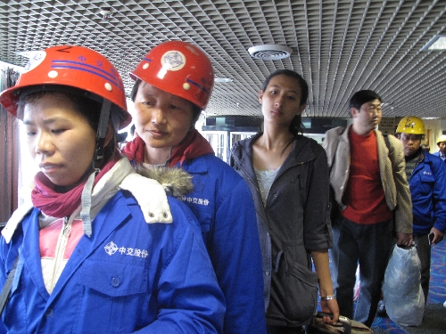 乘坐希臘游輪自利比亞撤出的中方人員抵達希臘（圖）