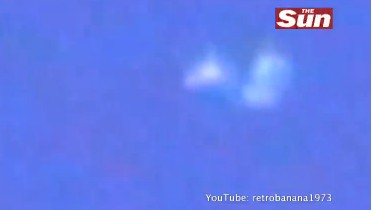 花絮：矮個衛兵成明星 卡梅倫“故地重游”