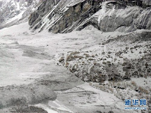 巴基斯坦軍方公布雪崩事故現(xiàn)場照片