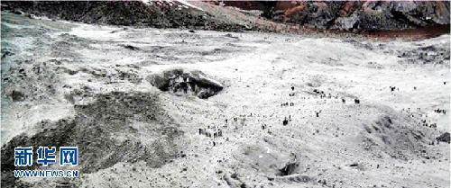巴基斯坦軍方公布雪崩事故現場照片