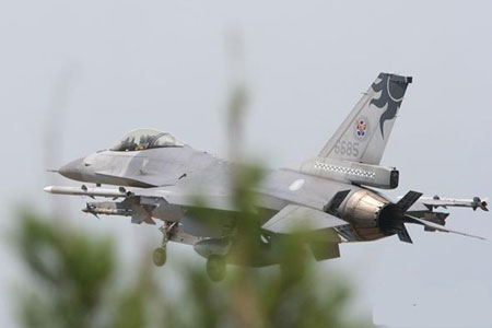 臺(tái)灣空軍將升級(jí)F-16戰(zhàn)斗機(jī)軟件和硬件