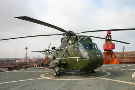 美海軍H-3“海王”直升機退役