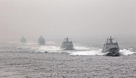 臺海軍"光華6號"導(dǎo)彈快艇首亮相 可遠(yuǎn)海出擊