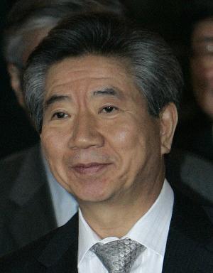 “草根總統”盧武鉉的跌宕一生