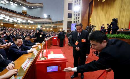 用程序民主來保證選舉民主的兩會細節