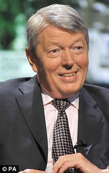 英兩大臣聯合撰文為情報政策辯護 基本承認虐囚