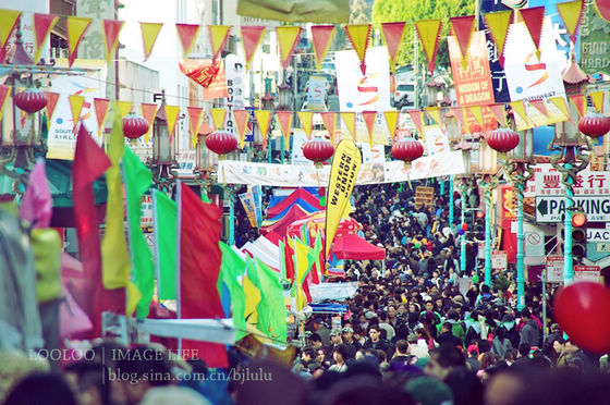 逛逛美國(guó)唐人街的花市