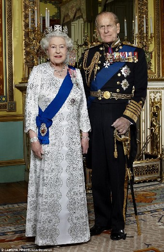 英女王“從未打算退位” 登基60年有望創在位最長紀錄
