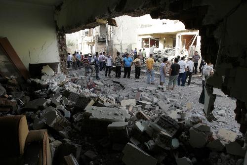 伊拉克發(fā)生多起爆炸襲擊63人死亡150人受傷 “基地”宣布負責(zé)