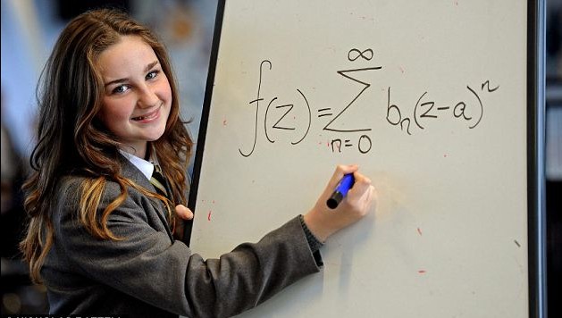 比愛因斯坦和霍金還聰明！英國12歲女孩智商為162