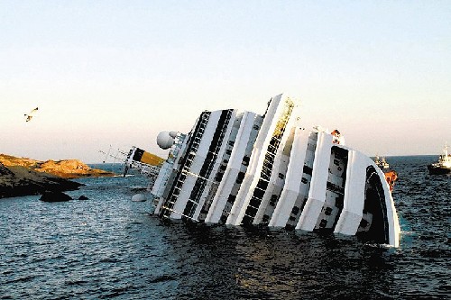 意大利游輪完成打撈尚需時日 當地擔心旅游業受損