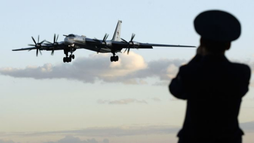 美證實兩架俄轟炸機攜核武飛臨關島 美戰機攔截