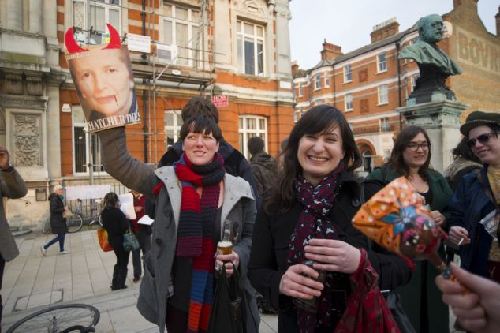 英國左派慶祝撒切爾夫人辭世 稱其極右政策貽害無窮