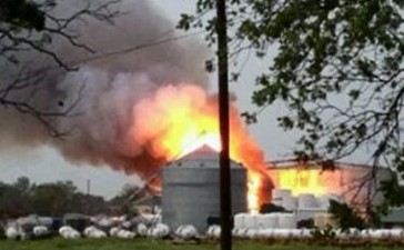 白宮密切關注化肥廠爆炸案 兩名<SPAN>應急管理系統</SPAN>人員死亡