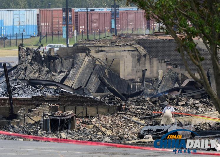 組圖：加拿大油罐列車出軌爆炸五死數(shù)十傷 總理赴現(xiàn)場