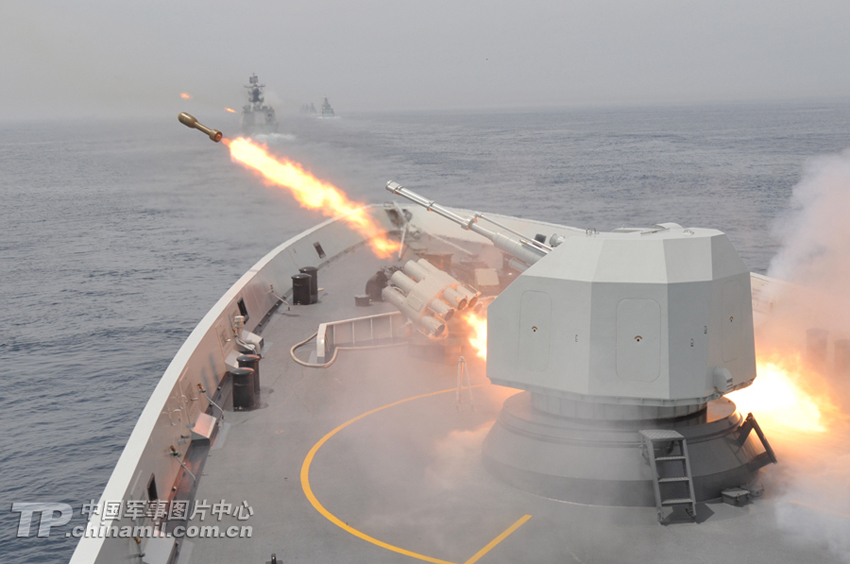 日本防衛省稱中國海軍艦艇首次通過宗谷海峽（組圖）