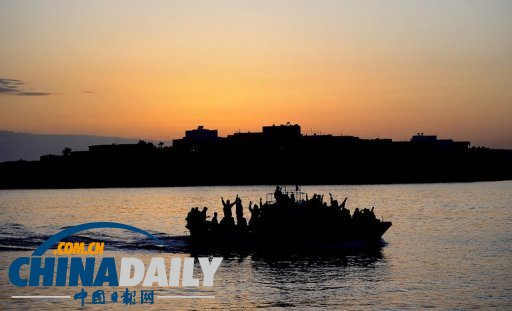 印尼附近海域發生翻船事故 至少1人死亡數十人失蹤