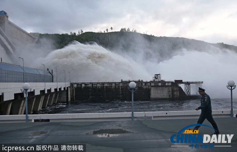 俄羅斯阿穆爾河水位上漲 城市進(jìn)入緊急狀態(tài)（高清組圖）