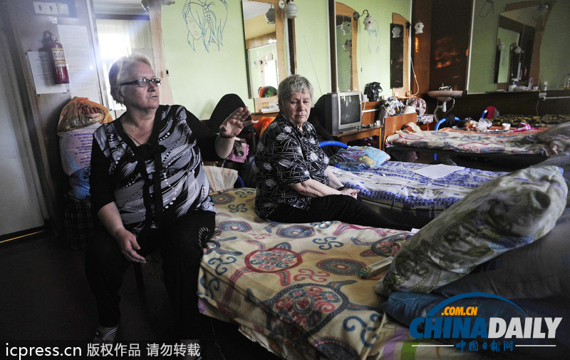 俄羅斯遠東地區(qū)洪水依舊肆虐 街道一片汪洋（圖）