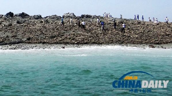 巴基斯坦震后出現小島或很快消失 專家告誡漁民慎往