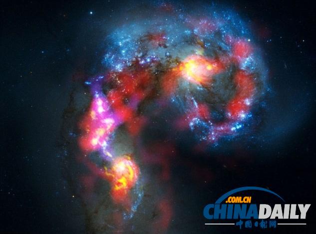 望遠鏡陣列拍到宇宙震撼一幕:超級黑洞吞噬巨量物質(zhì)