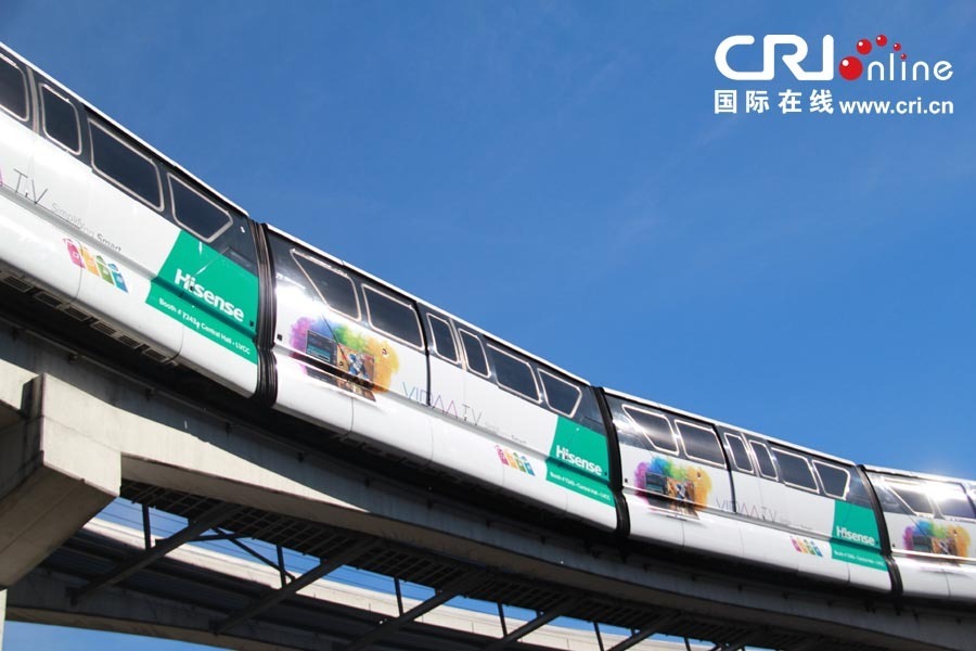 美國CES展 海信廣告現身拉斯維加斯擺渡小火車