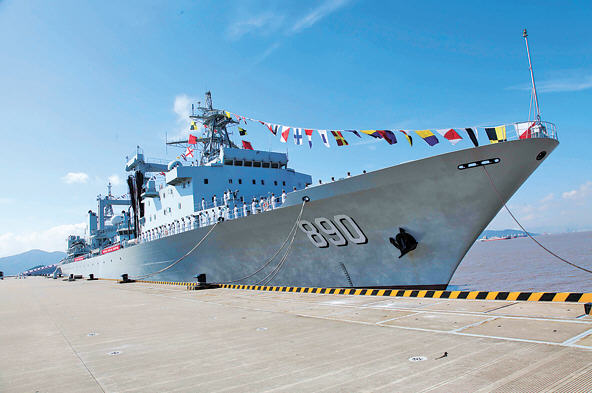 【盤點】中國海軍一年入列的17艘軍艦