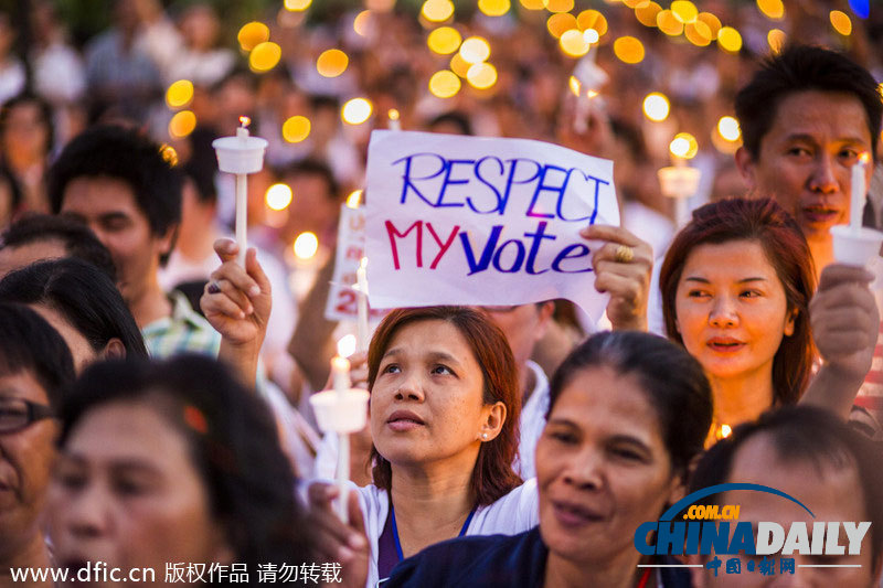 泰民眾燭光祈禱和平解決沖突 13日封鎖如期進行