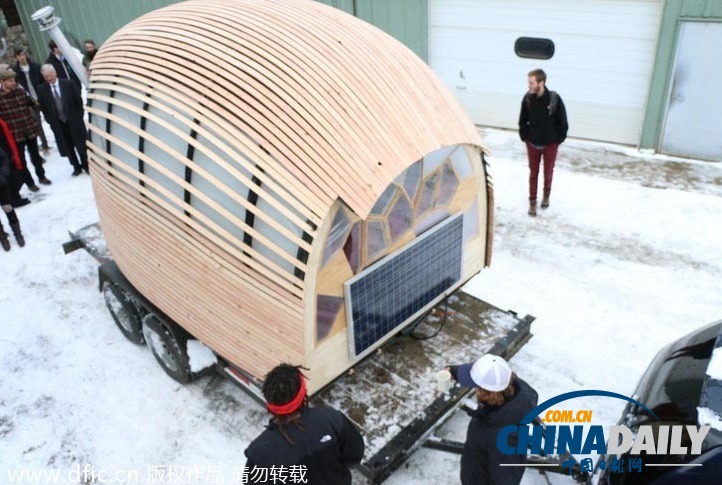 美國學生建造可移動“豆莢屋” 低成本低能耗超環(huán)保