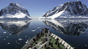 Should tourists go to Antarctica? 你想去南極旅游嗎？