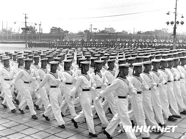新中國(guó)歷次閱兵回顧