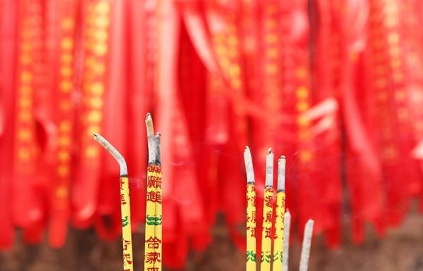 貪官們犯的那些事兒，用英文咋說？
