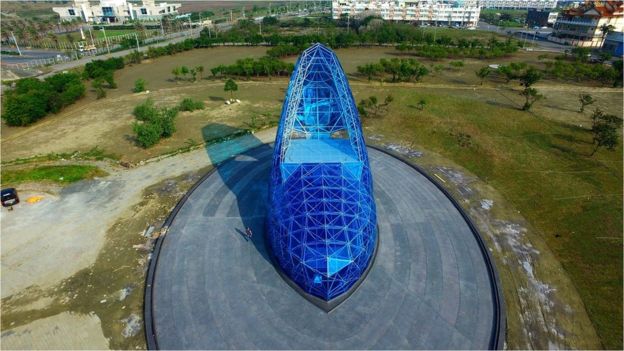 臺灣建巨型水晶鞋教堂 春節開放