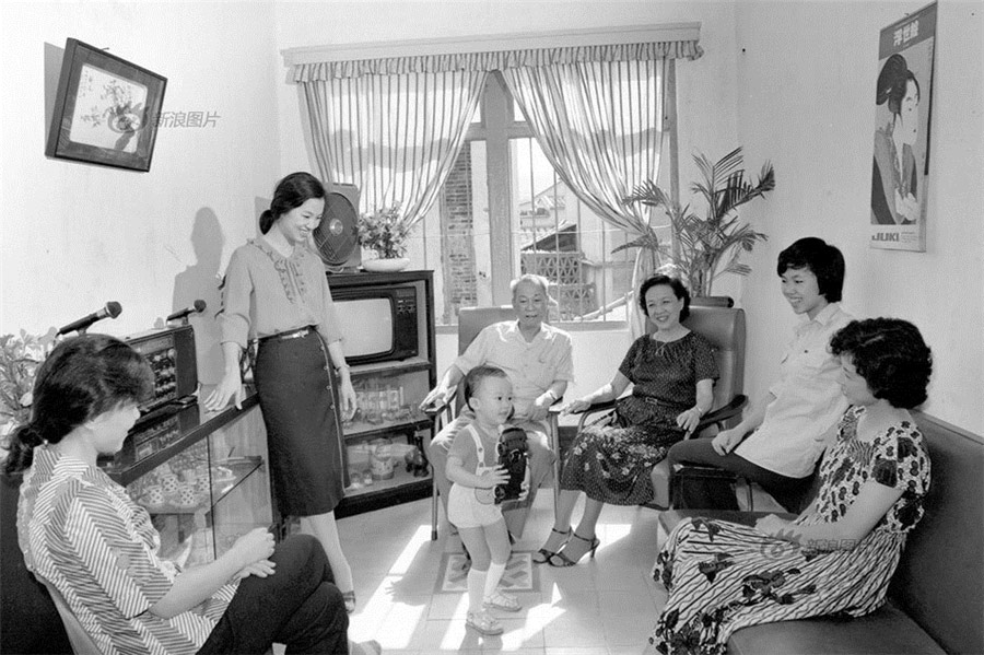 老照片：上世紀八九十年代的富裕家庭什么樣？（組圖）