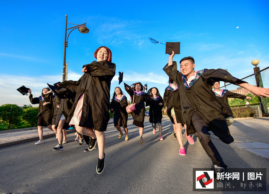 組圖：那些被“玩壞”的畢業照 你想不想回學校重拍一次