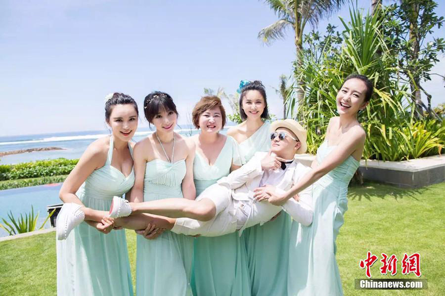盤點(diǎn)娛樂圈最美伴娘團(tuán)（組圖）