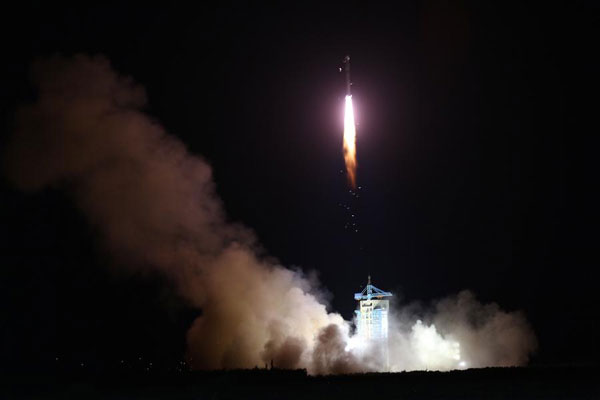 我國首顆“量子衛星”升空