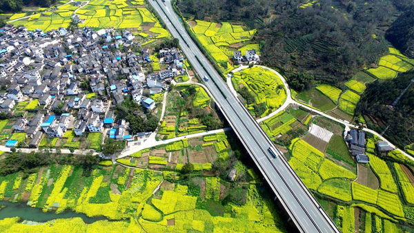 中國首推“公路債” 終結政府貸款修路歷史