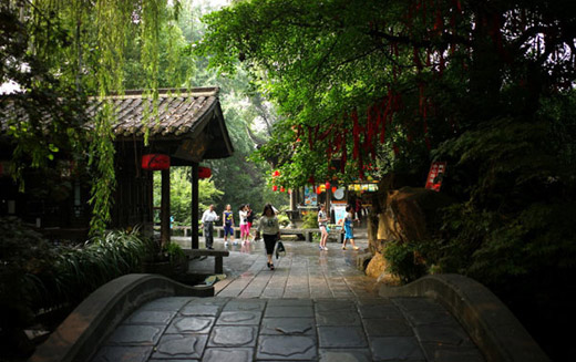 國內城市“環(huán)境宜居指數(shù)”：成都居首