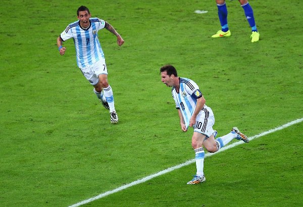 球進(jìn)了！Goooooal！世界杯慶祝方式大盤點(diǎn)（組圖）